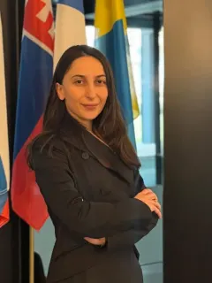 პორტრეტი: ნინო თათოშვილი