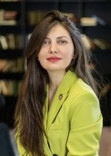პორტრეტი: სოფიო ხუჭუა